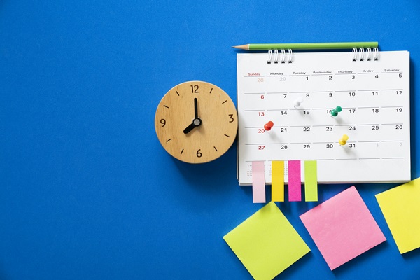 Office administrators know how to schedule their time to keep their productivity optimal